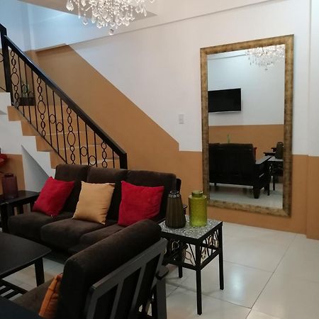 Jil'S Apartelle タガイタイ エクステリア 写真
